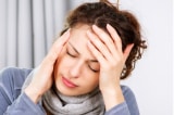 5 nguyên nhân khiến chúng ta bị đau đầu đột ngột và cách xử lý